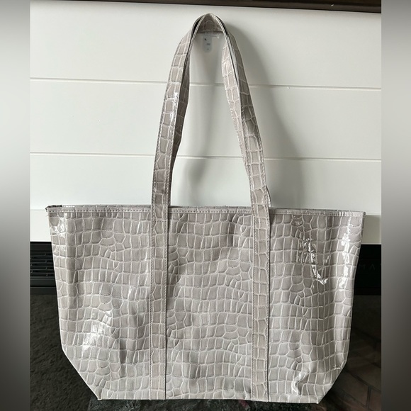 Walt Disney World XL Silver tote - Picture 7 of 10